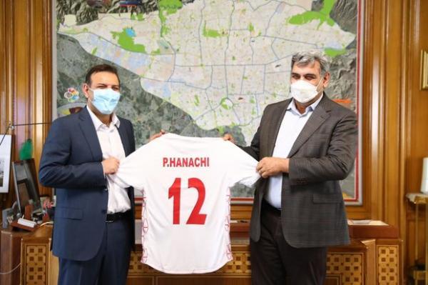 پیراهن شماره 12 تیم ملی به اسم شهردار تهران