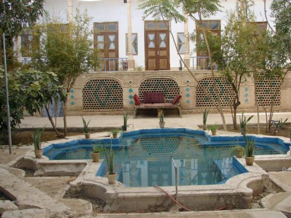خانه یزدان پناه قم خانه یزدان پناه قم